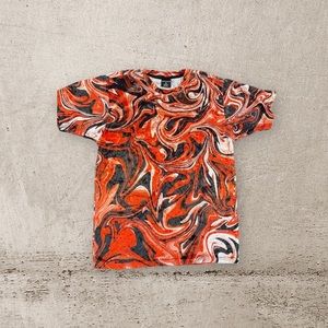 Victorious Velvet Abstract Swirl Print Tee size M